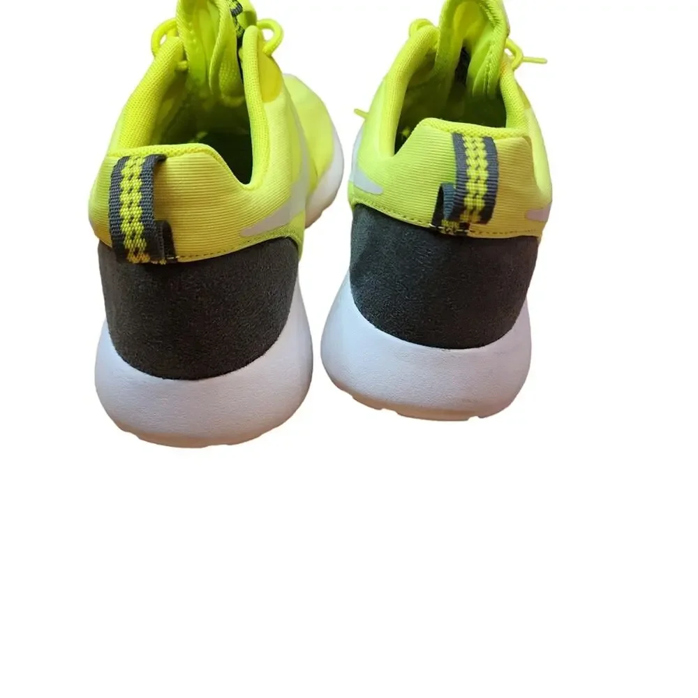 Nike Rosherun Hyp Mens 636220-700 Size 9 Lime Green